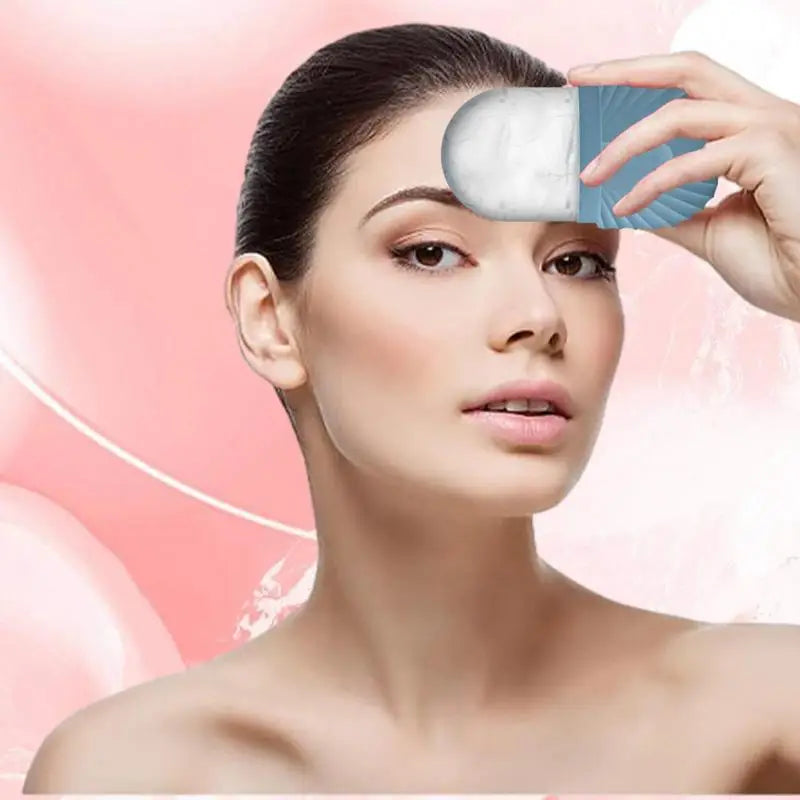 Ice Facial Mold Reusable Cooling Silicone Ice Cube Roller Beauty Facial Rollers Ice Cube Silicone Face Massage Skincare Tool.
